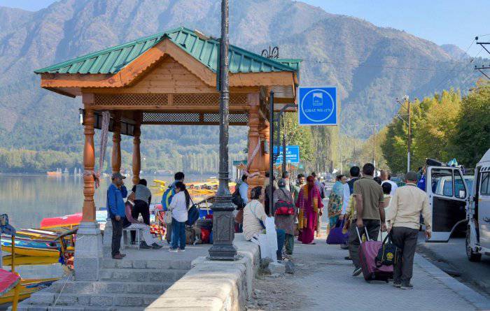 Duke Kashmir Travels review by Mr. Anshul Jain from Delhi